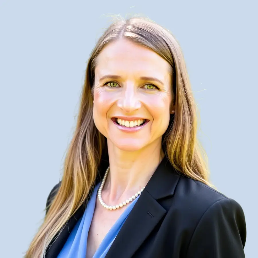 Kathy Smolewska, Clinical Director & Clinical Psychologist in Ontario